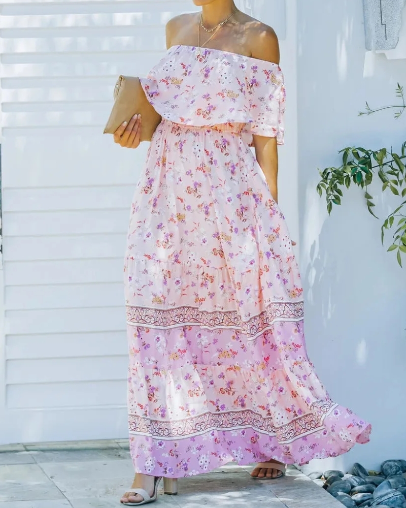 Robe longue col fendu à lacets style régulier
