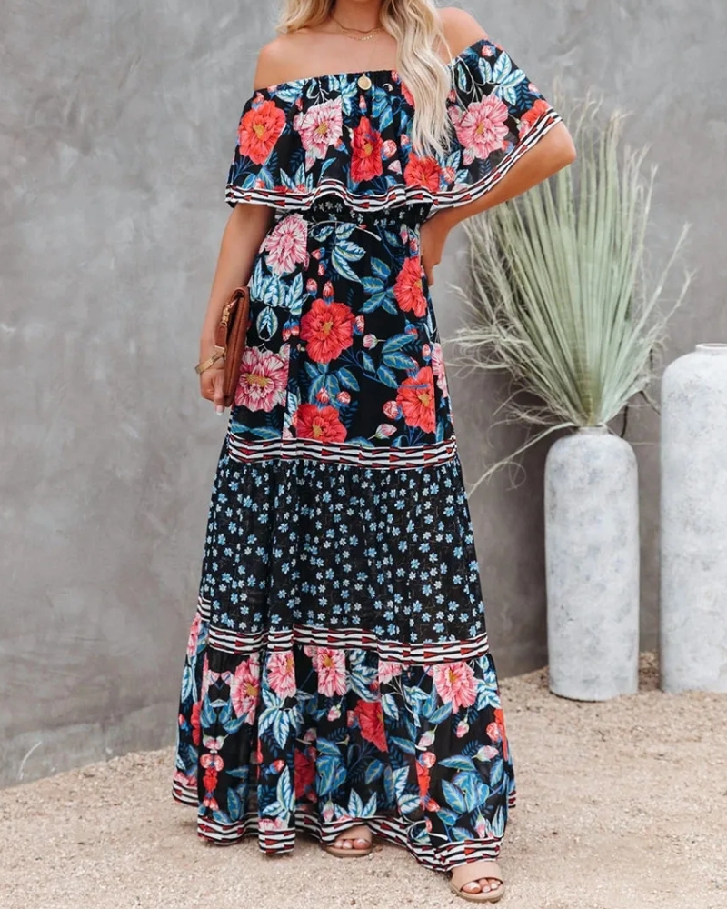 Robe longue col fendu à lacets style régulier