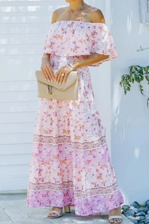 Robe longue col fendu à lacets style régulier