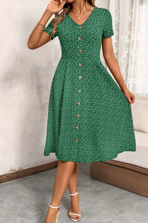 Robe midi à pois à manches courtes