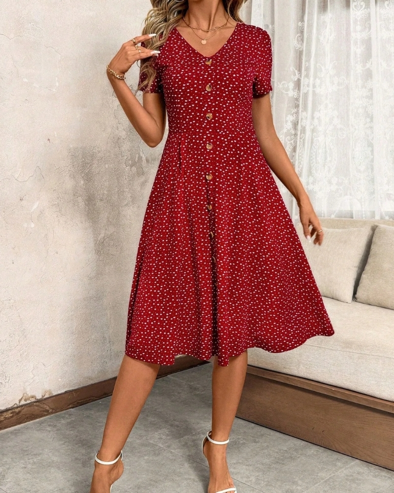 Robe midi à pois à manches courtes